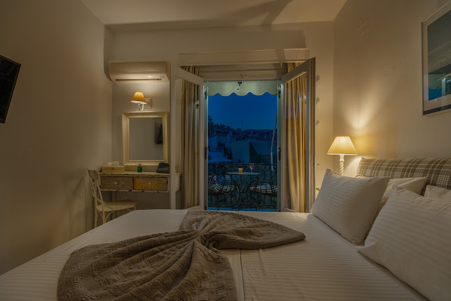 Arolithos - Νυχτερινό κέντρο