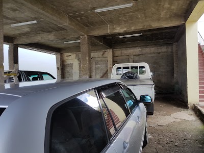 Photos of Hemron Plaza