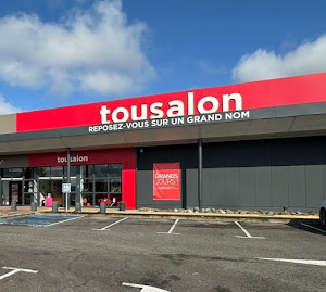 Tousalon Pau Lescar — EXTERIOR