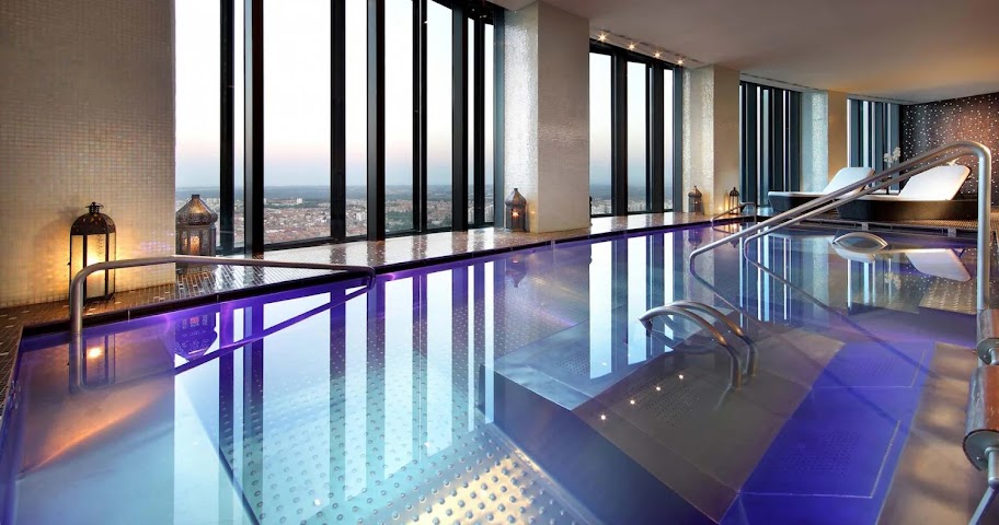 Eurostars Madrid Tower by null