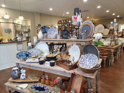 Dot's Gift Boutique - Thumbnail