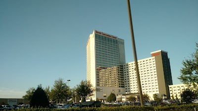 Photos of Four Seasons Town Centre
