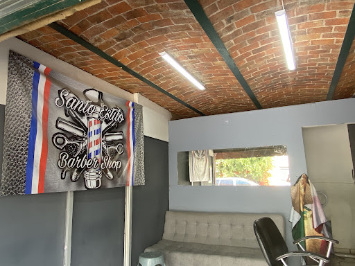 Santo Estilo, Barber Shop