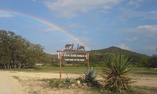 Dixie Dude Ranch - Visual