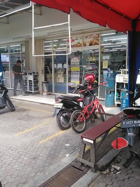 Indomaret Bojong Indah, Author: Irfan