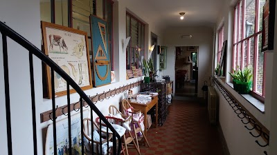 Photos of Caf&eacute; Modern