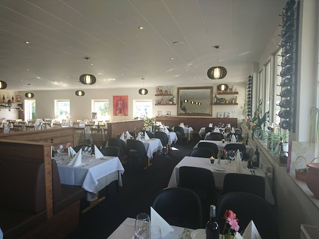 Opinii despre Il Nuova Bistro Restaurant & Cafe în Værløse - Pizza