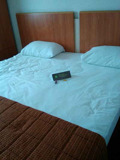 photo of Hotel ibis Styles Le Mans Centre Gare