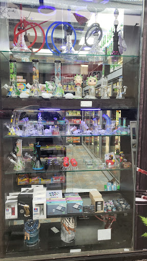 Cloud L Mini Mart Smoke Shop - Thumbnail