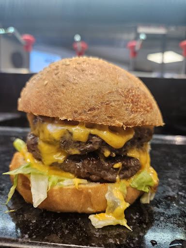 Photo 1 - Burger Royale