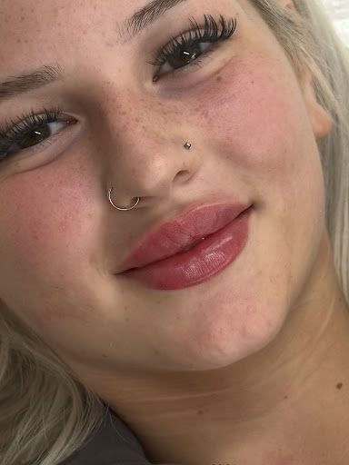 Srose aesthetics & brows