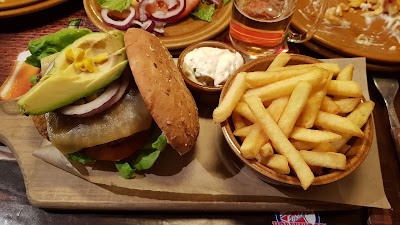 Photos of Foster's Hollywood Aragonia