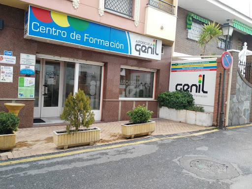 Autoescuela Genil - Autoescuela en Ogíjares