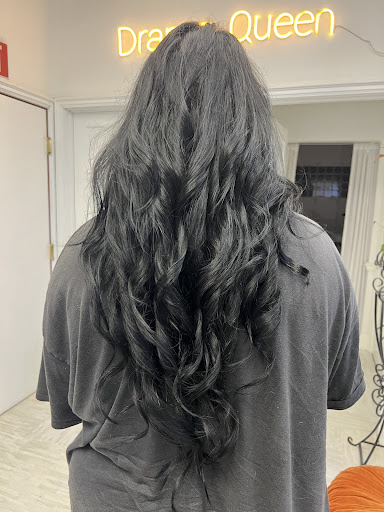 Karen DiGirolamo Drama Queen Salon - Thumbnail