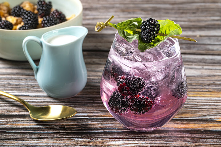 Early Birds - A Breakfast Spot by null