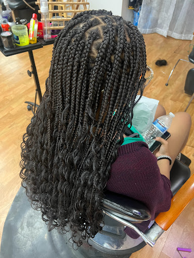 M Jade Beauty LLC - Thumbnail