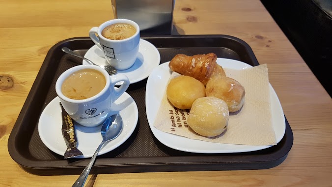 365 Panaderia Cafeteria, Author: David Bernabeu Martínez