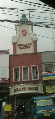 Holland Bakery, Author: marius ferdinand Turambi