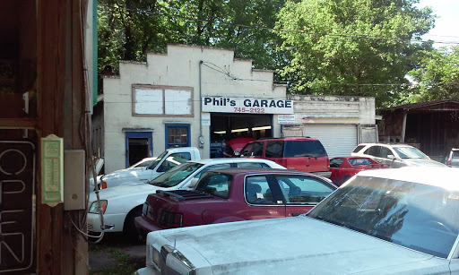 Phil's Garage - Thumbnail