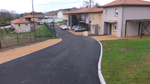 Photo n°8 de H.B.T.P. HAUT BEAUJOLAIS TRAVAUX PUBLICS à Saint-Igny-de-Vers (Entreprise de terrassement)