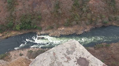 Photos of AH - La&uacute;ca