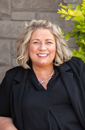 Kelly MacDonald-Wilson - Real Estate Agent - Keller Williams Real Estate Associates, Brokerage - Thumbnail