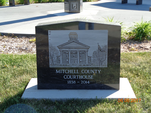 Mitchell County Courthouse - Visual