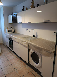 Photo n°33 de MT peinture Medhi Tomasiewiez peinture à Faverolles (Peintre en bâtiment)