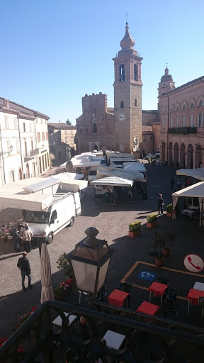 Ristorante "IL BORGO DI SAN GINESIO" Albergo Centrale - Thumbnail