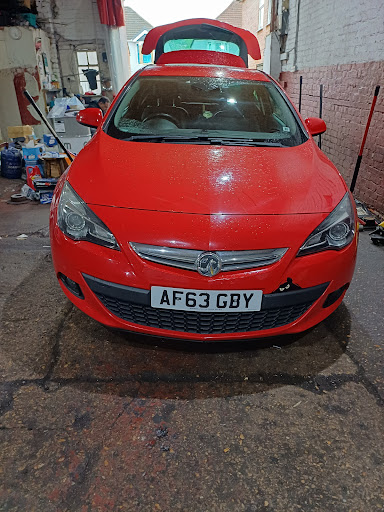 Discount Tyres & Auto Centre - Thumbnail