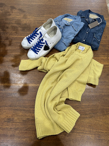Sir Andrew's Carpi Contemporary Man Store - Thumbnail