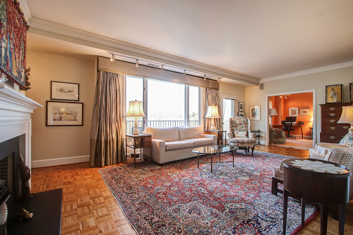 Laurel Murphy Real Estate LLC Serving Washington DC l VA l MD | FL Families Gallery - United States