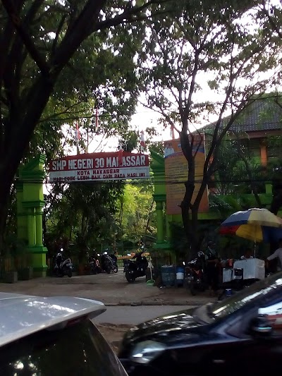 Photos of Junior High School 30 MAKASSAR