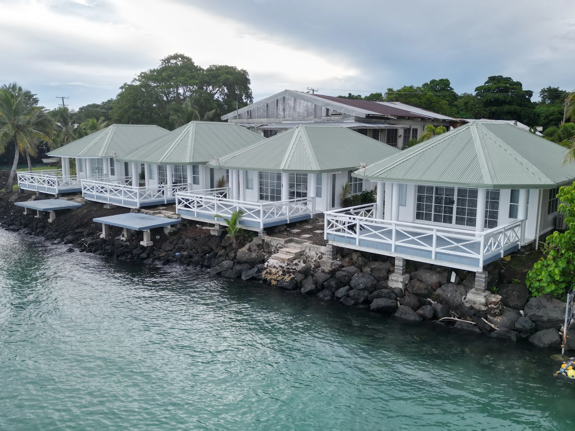 Kuki’s by the Harbor