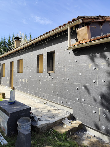 Photo de RENOVATION SARLAT | Entreprise Maçonnerie | Maçon | Couvreur à Proissans (24200)