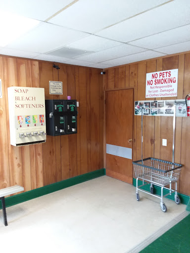441 Coin Laundry OPEN 24 HR - Thumbnail