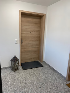 Bau- und Möbelschreinerei Pfanzelt Alte Römerstraße 64 A, 85435 Erding
