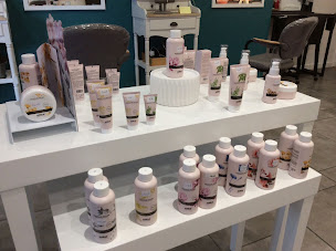 Photo n°6 de Pause Coiffure à Lons-le-Saunier (Salon de coiffure)