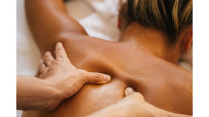 Photo n°1 de Thérapie Energétique - Maud Bouchard à Loubeyrat (Institut de massages)