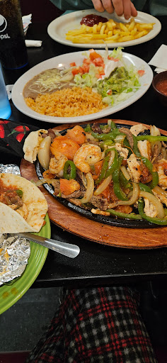La Guacamaya Mexican Restaurant - Thumbnail