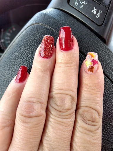 Tia Nails - Visual