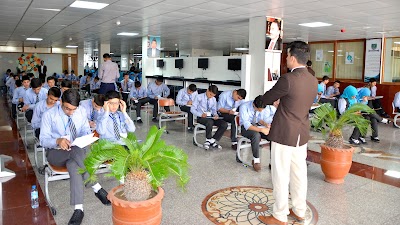 Khana-e-Noor High School