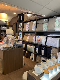 Photo n°14 de france literie à Saint-Germain-du-Puy (Magasin de canapés)