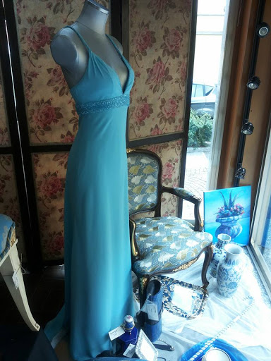 Atelier del Ri-Uso Gallery - Italy