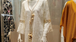 Photo n°26 de Les Envahisseurs à Thiais (Magasin de vêtements pour femmes)