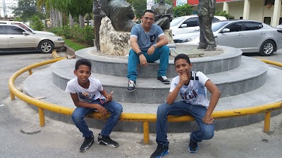 Photos of Plaza Taveras Center