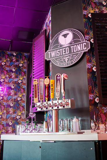 The Twisted Tonic - Rooftop Bar by null