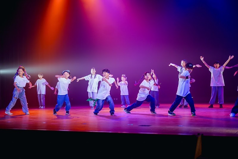 グラジアダンススタジオ