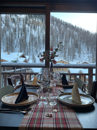 Les Toits de Val d'Isère - Restaurant & Bar - Thumbnail