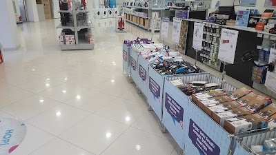 electronics-store